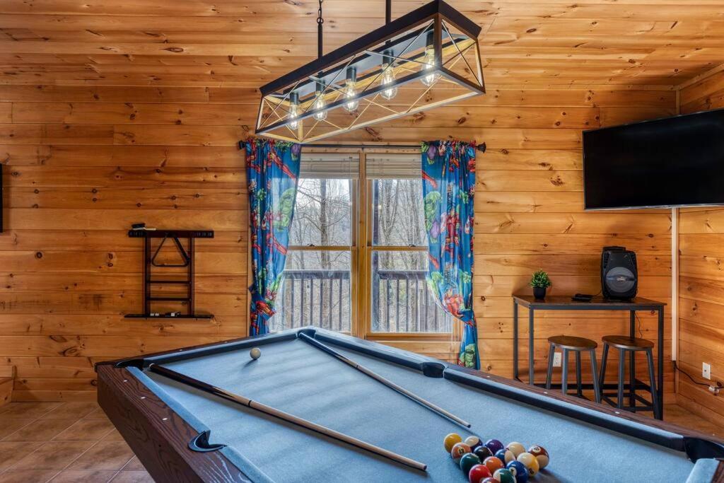 Mtn Cabin Sleeps 10 - 5 Mins To Fishing & Camping Ellijay Exterior foto