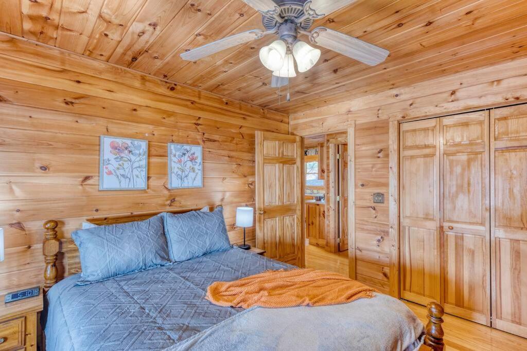 Mtn Cabin Sleeps 10 - 5 Mins To Fishing & Camping Ellijay Exterior foto